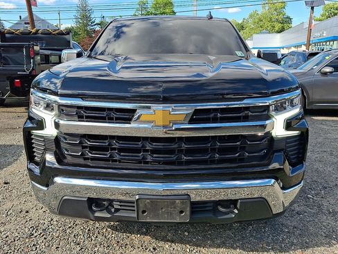 Used 2023 Chevrolet Silverado 1500 LT AWD/4WD image 2