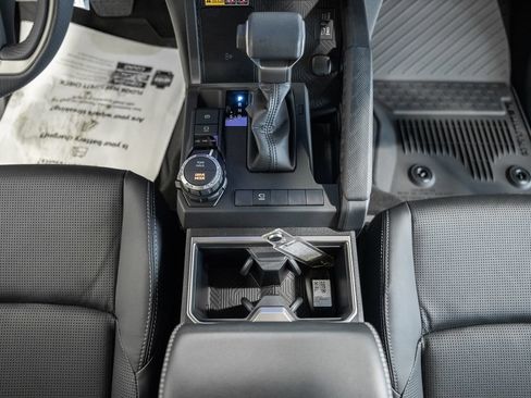 New 2026 Toyota 4Runner Limited AWD/4WD image 30