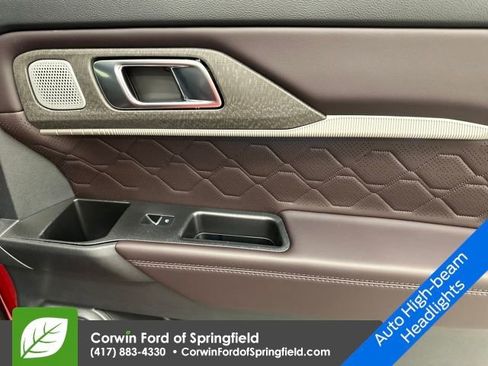 New 2026 Ford Explorer Platinum w/ LUX Leather Package image 16