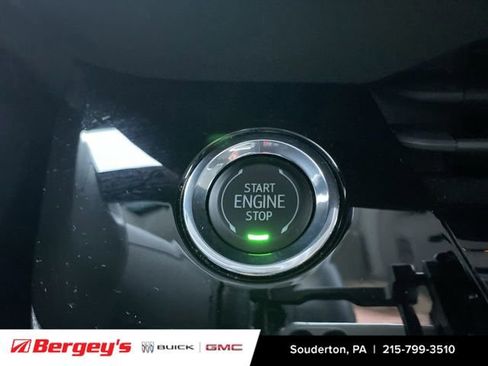 Certified 2025 Buick Envision Sport Touring image 19