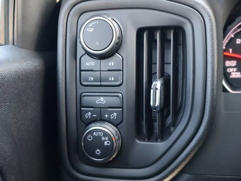 Used 2022 Chevrolet Silverado 1500 Custom Trail Boss w/ Safety Confidence Package AWD/4WD image 15
