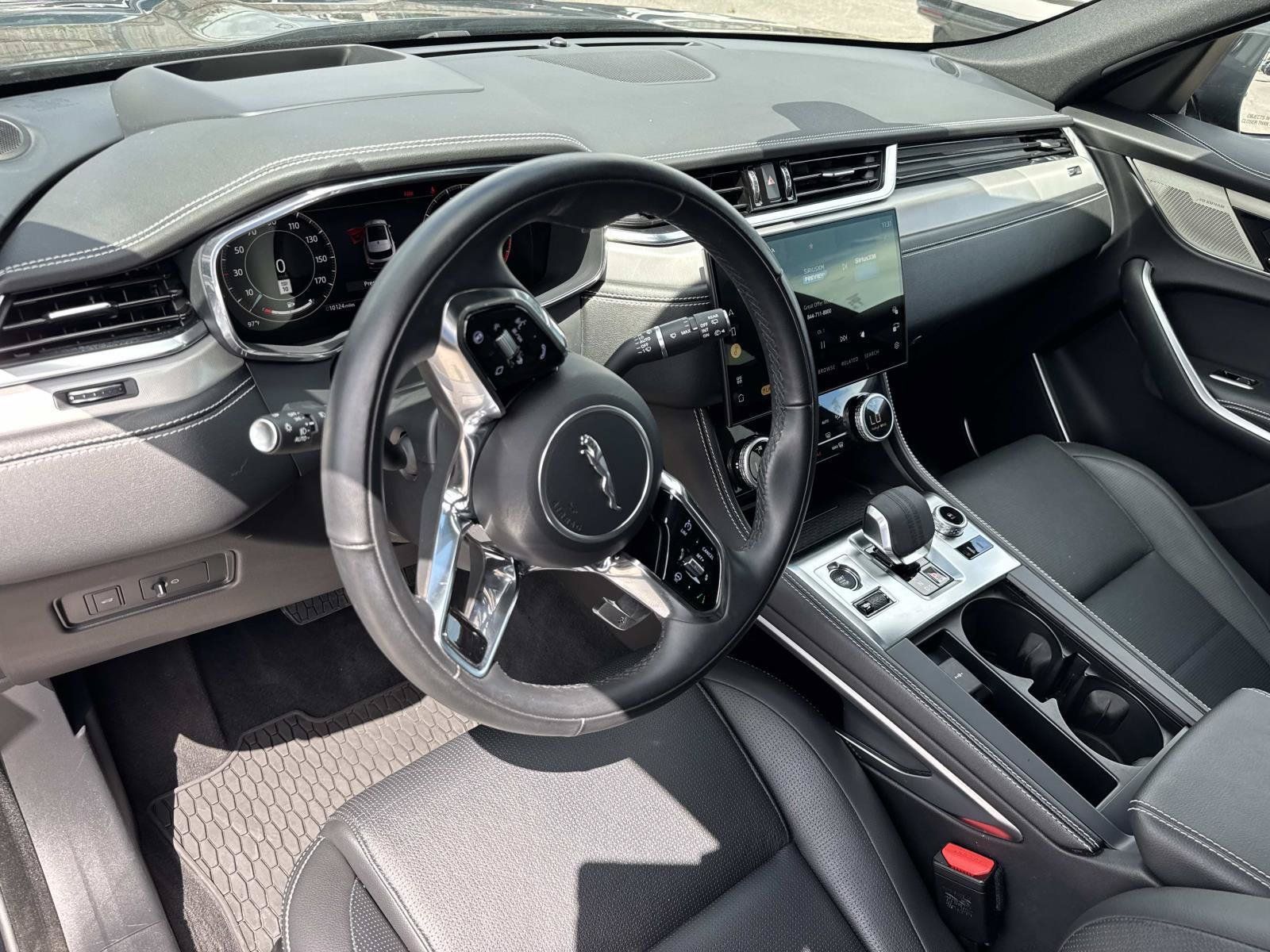 Used 2026 Jaguar F-PACE R-Dynamic S AWD/4WD image 18