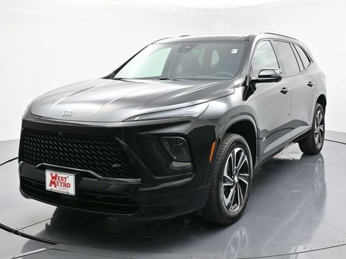 New 2026 Buick Enclave Sport Touring w/ Power Package image 2