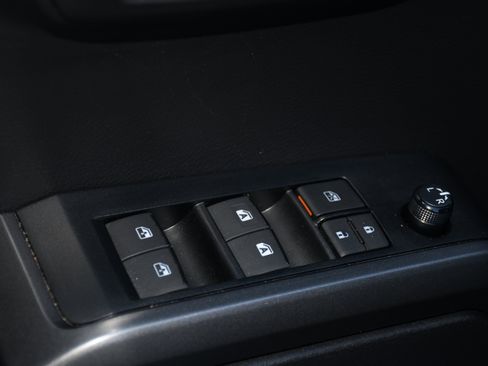 Certified 2023 Toyota Tacoma SR image 10