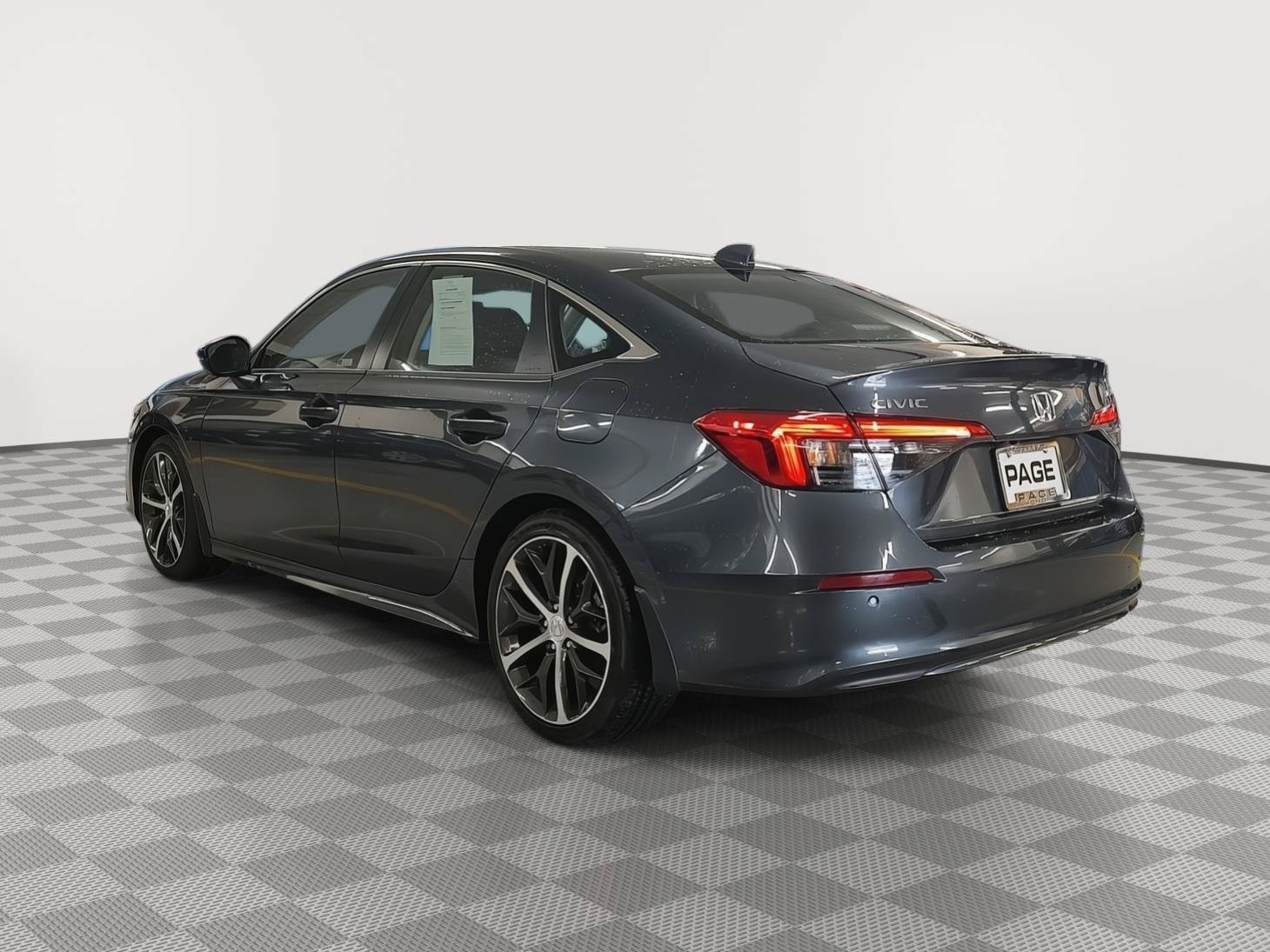 Certified 2024 Honda Civic Touring image 32