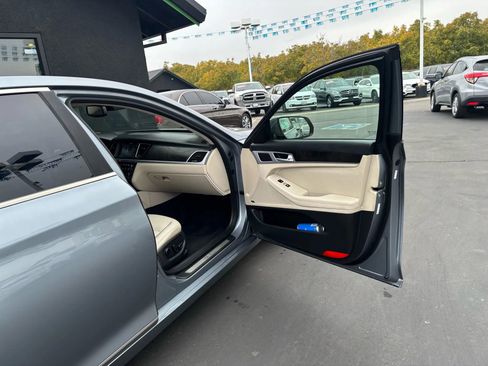 Used 2017 Genesis G80 5.0 Ultimate image 13