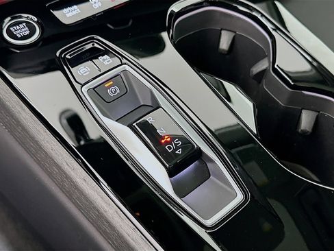 Used 2025 Audi A5 2.0T Premium Plus w/ Premium Plus AWD/4WD image 28