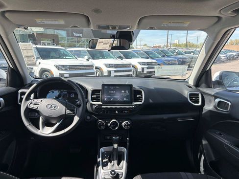 New 2026 Hyundai Venue SEL FWD image 12