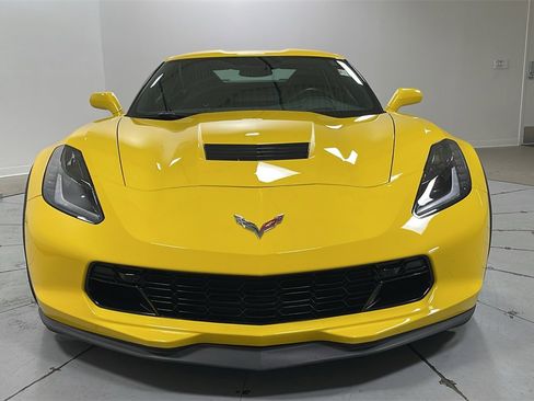 Used 2019 Chevrolet Corvette Grand Sport image 2