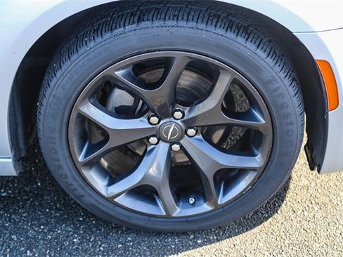 Used 2022 Chrysler 300 S image 12