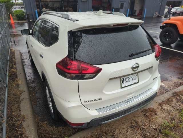 Certified 2018 Nissan Rogue SV AWD/4WD image 3
