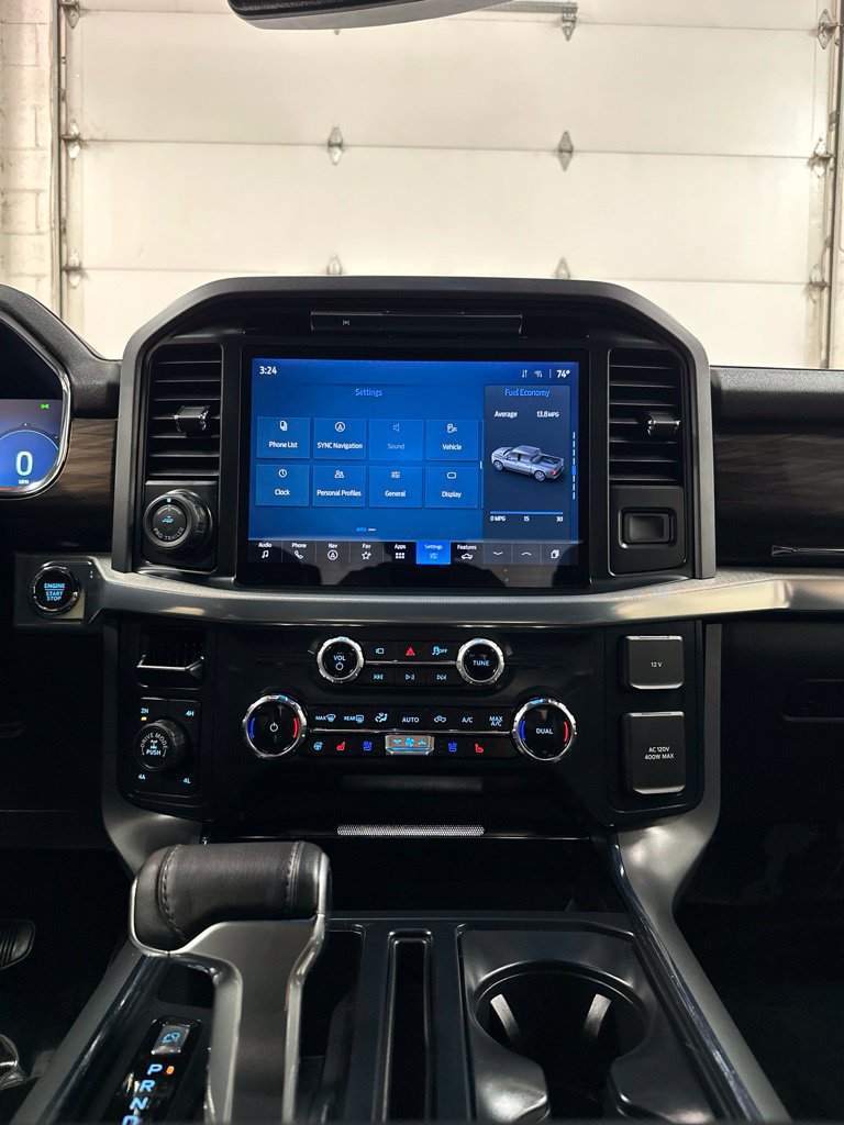 Used 2025 Ford F150 Lariat AWD/4WD image 24