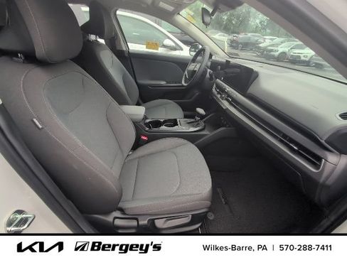 Certified 2025 Kia K4 FWD image 6