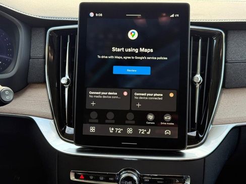 New 2026 Volvo XC90 B6 Plus w/ Protection Package Premier image 9