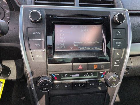 Used 2015 Toyota Camry XSE w/ Moonroof Package image 24