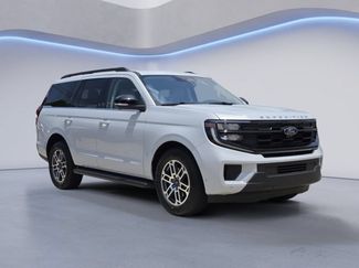 Certified 2025 Ford Expedition Active RWD video 2