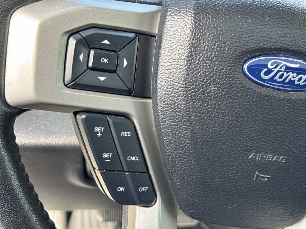 Used 2018 Ford F150 Lariat w/ Equipment Group 502A Luxury AWD/4WD image 22