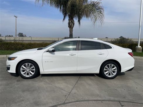 Used 2019 Chevrolet Malibu Hybrid image 5