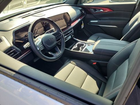 New 2026 Chevrolet Traverse Z71 w/ Enhanced Driving Package AWD/4WD image 3