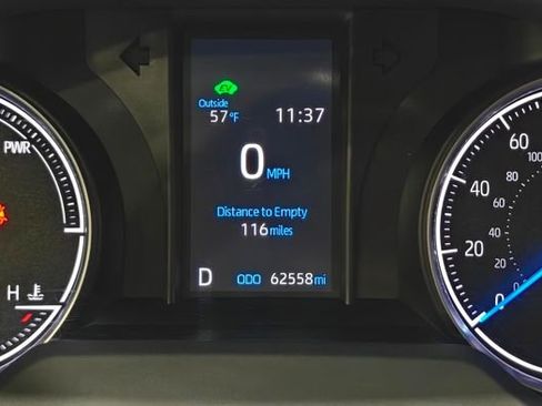 Used 2022 Toyota Venza LE image 51