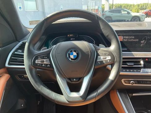 Used 2022 BMW X5 xDrive45e AWD/4WD image 3