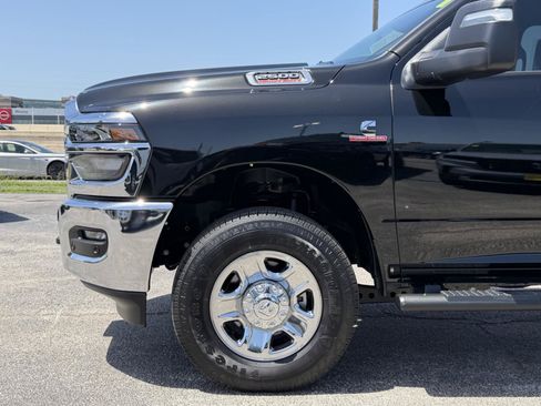 Used 2025 RAM 2500 Tradesman AWD/4WD image 9