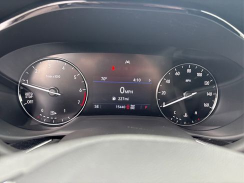 Used 2023 Buick Envision Preferred image 22