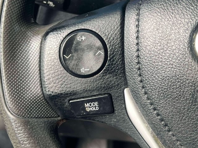 Used 2019 Toyota Corolla L FWD image 22