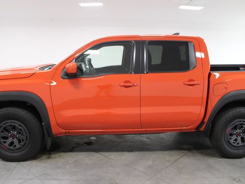 Used 2025 Nissan Frontier PRO-4X w/ Interior Protection Package AWD/4WD image 6