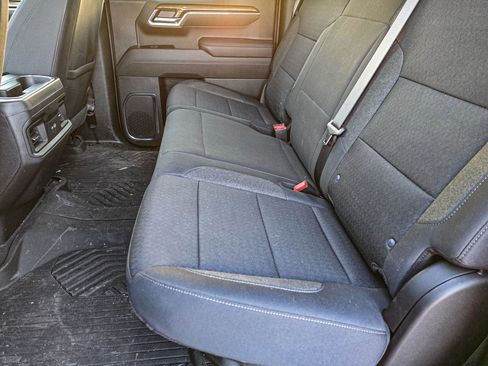 Used 2025 Chevrolet Silverado 1500 LT Trail Boss w/ Convenience Package II image 13