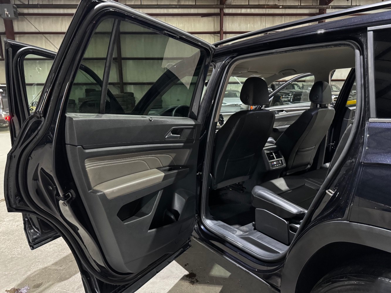 Used 2022 Volkswagen Atlas SE FWD image 16