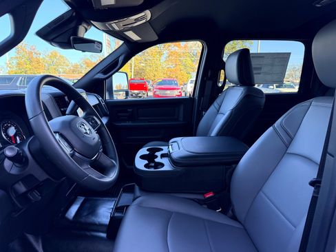 New 2026 RAM 3500 Tradesman w/ Chrome Appearance Group A image 18