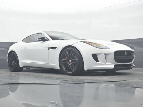 Used 2015 Jaguar F-TYPE R RWD image 25