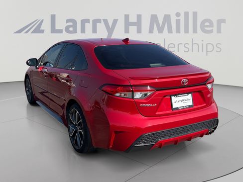 Used 2020 Toyota Corolla SE w/ Carpet Mat Package (TMS) FWD image 3