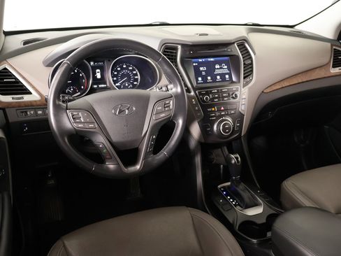 Used 2018 Hyundai Santa Fe SE w/ SE Premium Package 02 image 2