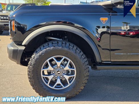 Certified 2025 Ford Bronco Badlands AWD/4WD image 7