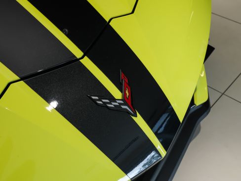 Used 2020 Chevrolet Corvette Stingray Premium Cpe w/ 3LT Preferred Equipment Group RWD image 20