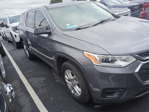 Used 2021 Chevrolet Traverse LS FWD image 7