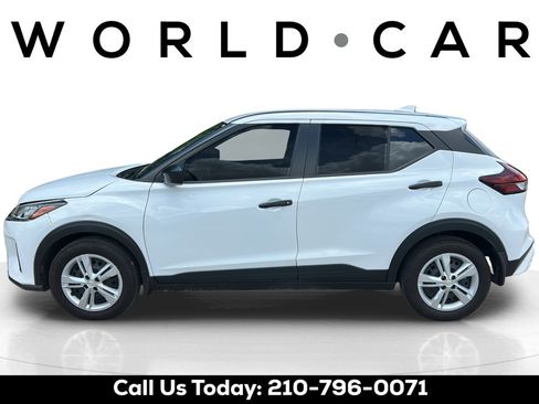 Certified 2025 Nissan Kicks Play S FWD image 6