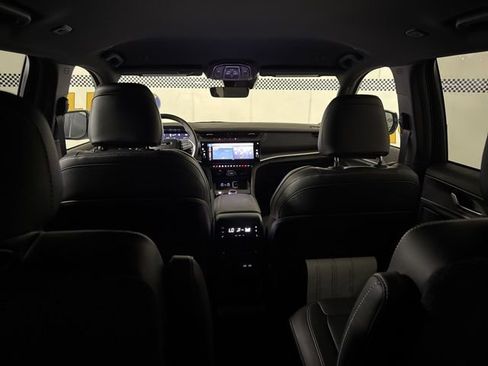 New 2026 Jeep Grand Cherokee L Limited AWD/4WD image 38