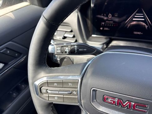 Used 2026 GMC Terrain Elevation FWD image 32