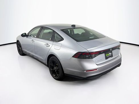 Used 2025 Honda Accord SE image 5