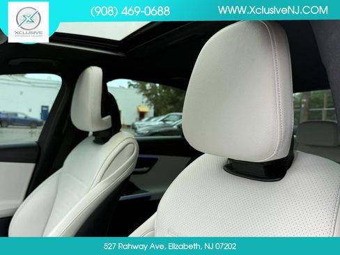 Used 2022 Mercedes-Benz C 300 4MATIC Sedan image 10