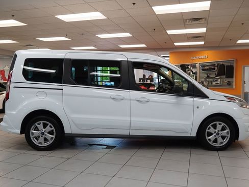 Used 2016 Ford Transit Connect XLT FWD image 13