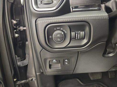 Used 2023 RAM 1500 Limited AWD/4WD image 40