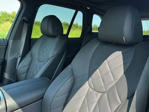 New 2026 BMW X5 sDrive40i w/ M Sport Package image 11