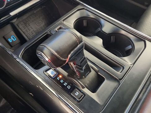 Used 2022 Ford F150 Lariat w/ Equipment Group 502A High image 34