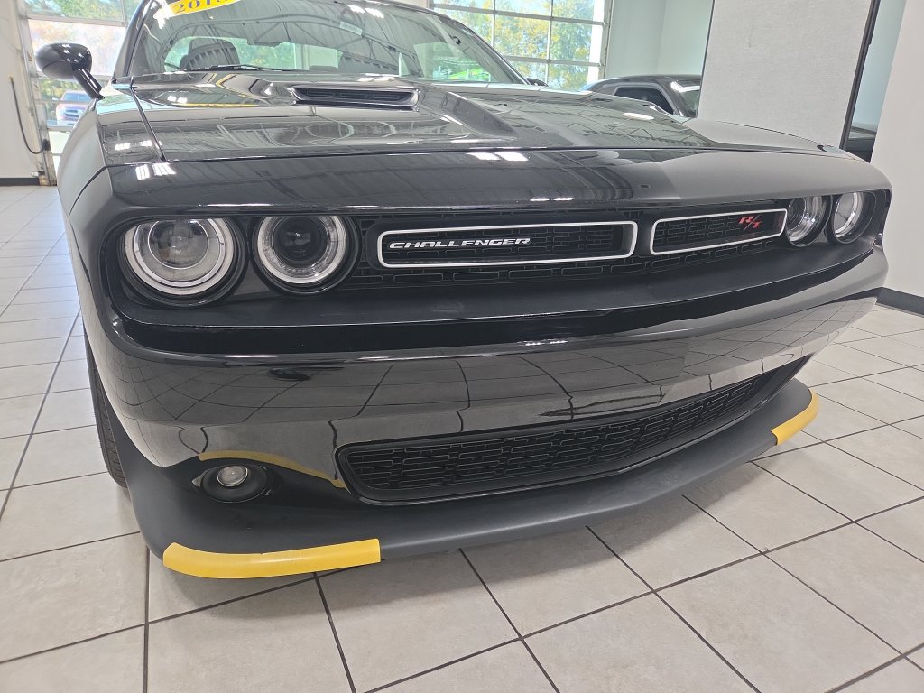 Certified 2018 Dodge Challenger R/T Scat Pack w/ Driver Convenience Group RWD image 19