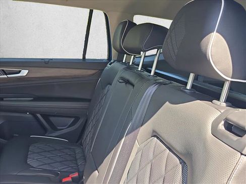 New 2026 Volkswagen Atlas SEL Premium R-Line AWD/4WD image 16