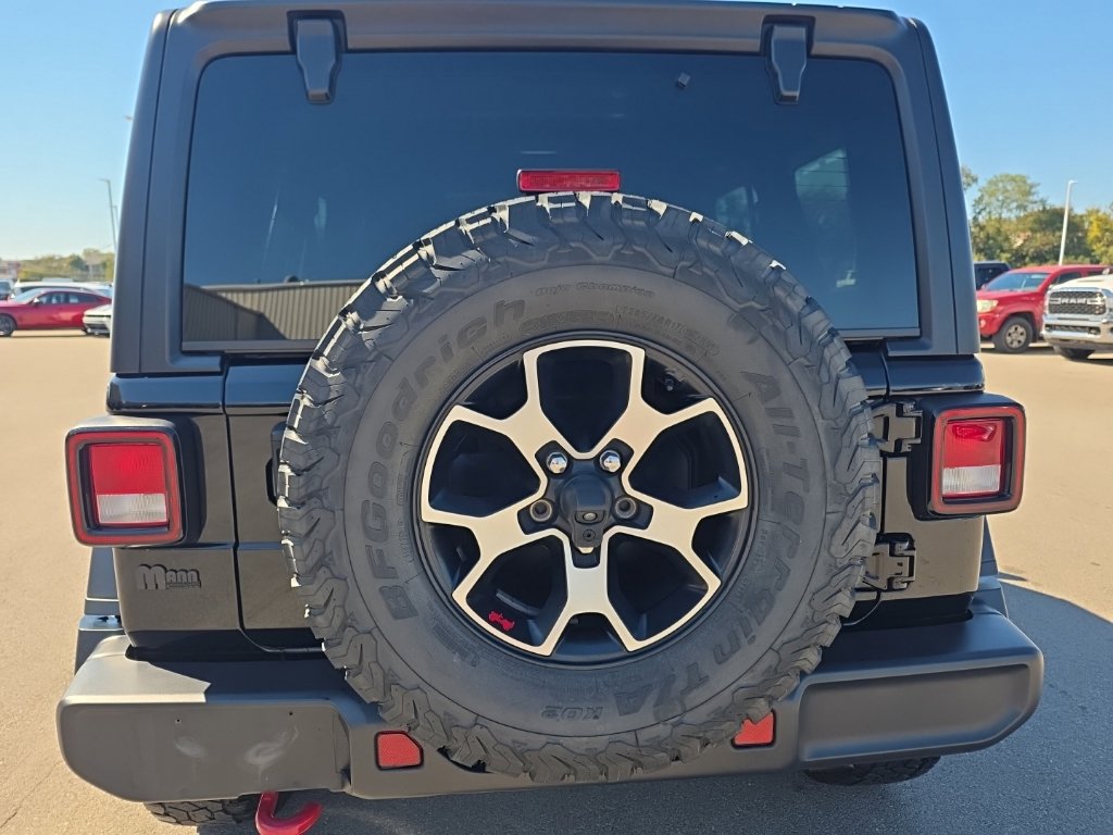 Used 2021 Jeep Wrangler Unlimited Rubicon AWD/4WD image 6